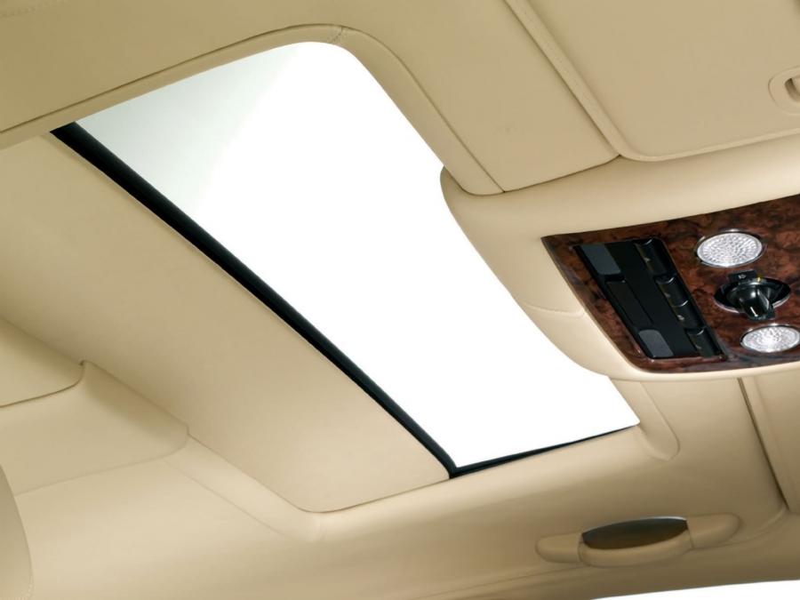  Bentley Continental Flying Spur 2005 года  (фото 19 из 51)